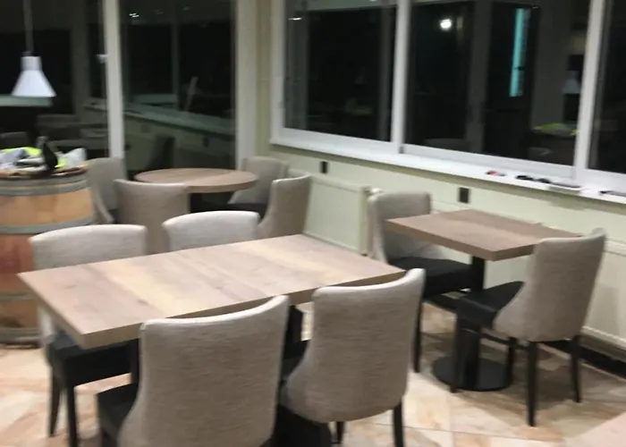 מלון Restaurant Au Floridor תאן