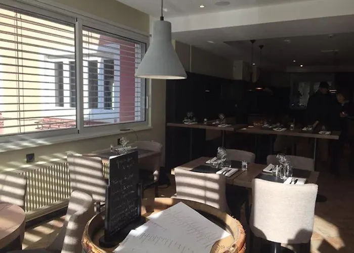 Restaurant Au Floridor מלון 3*