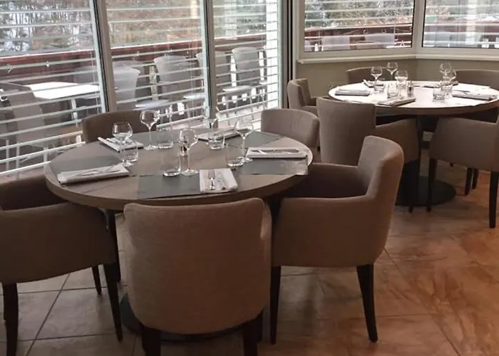 Restaurant Au Floridor 3* תאן